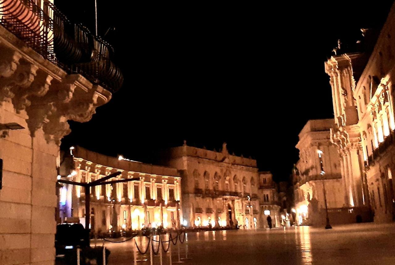 Incantevole Appartamento In Palazzo Storico Ortigia Syracuse Ngoại thất bức ảnh