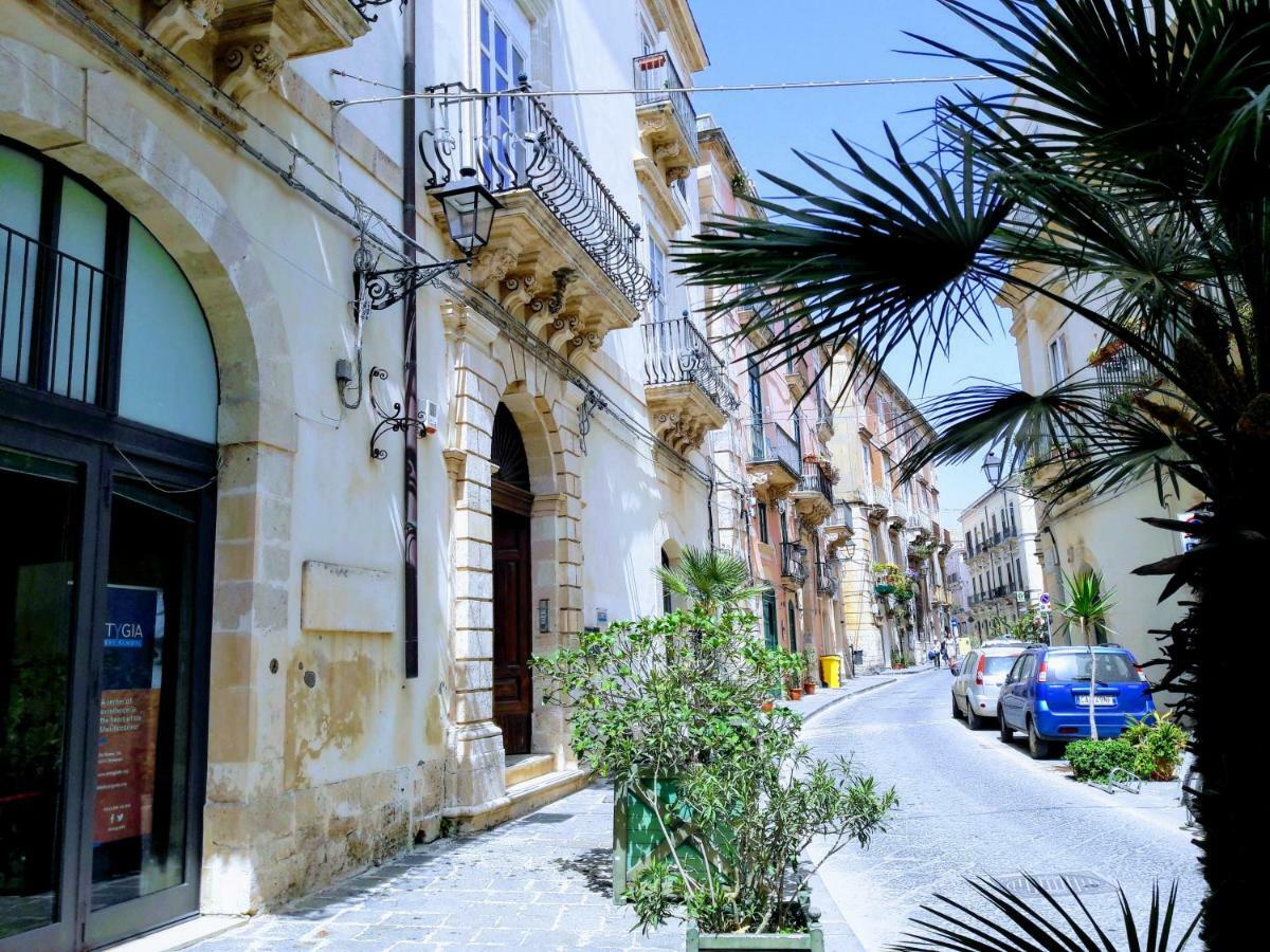 Incantevole Appartamento In Palazzo Storico Ortigia Syracuse Ngoại thất bức ảnh