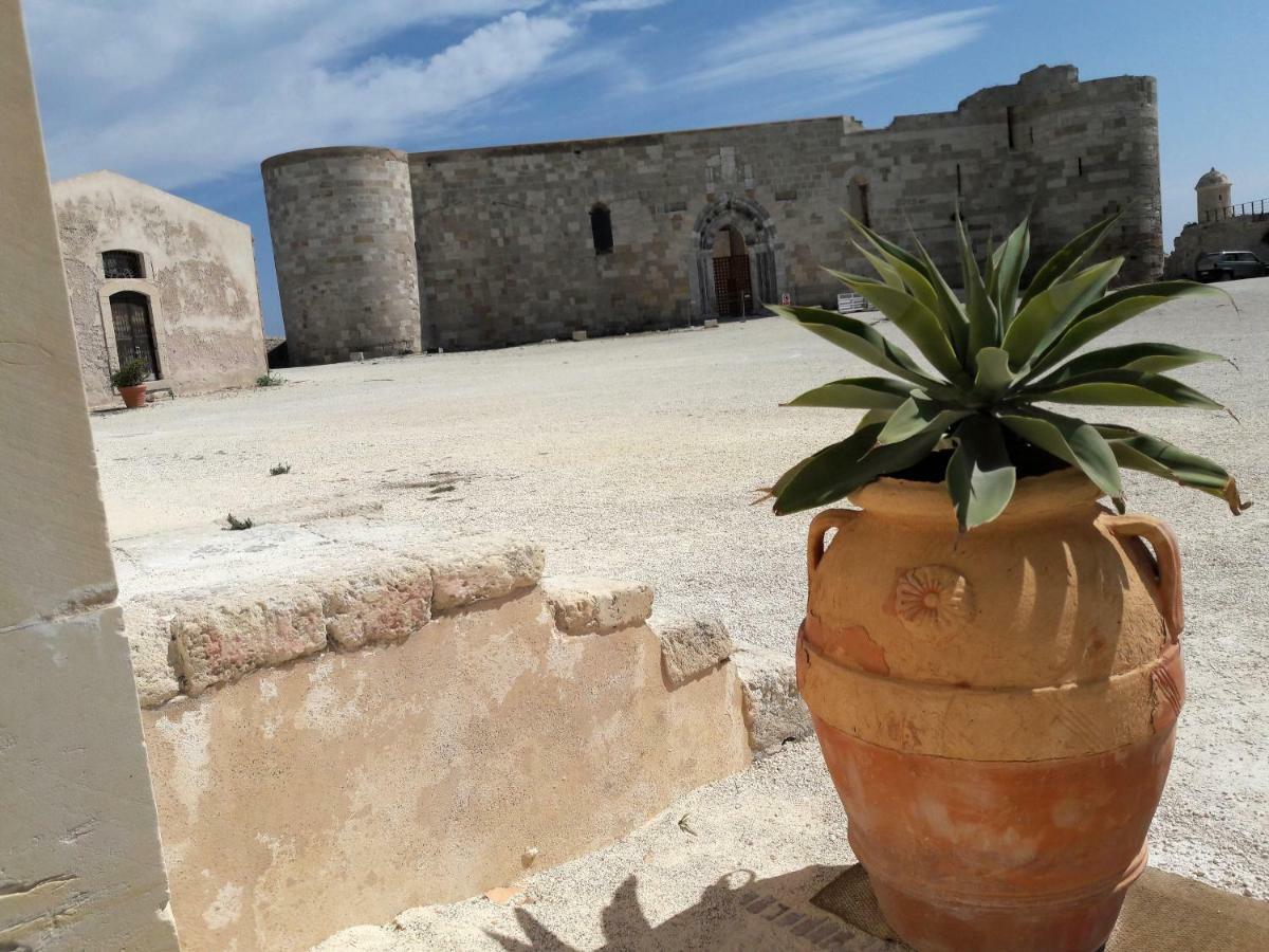 Incantevole Appartamento In Palazzo Storico Ortigia Syracuse Ngoại thất bức ảnh